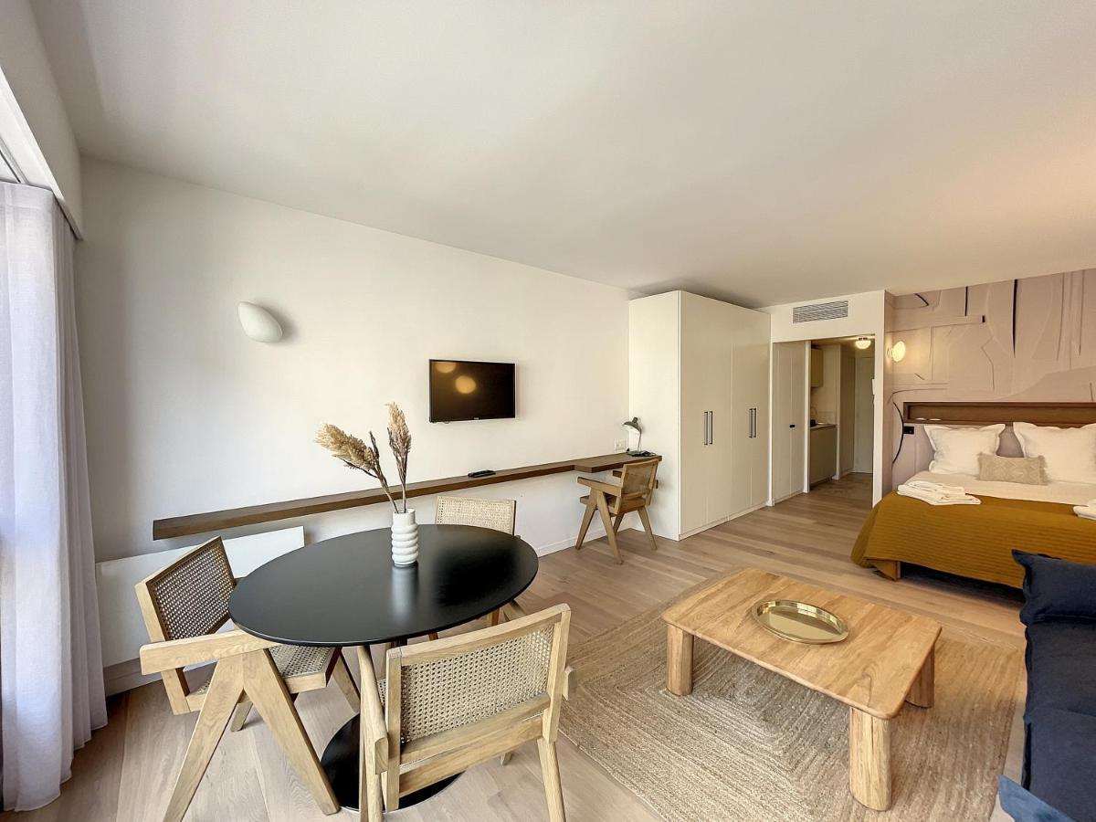 Gray D'Albion Lägenhet Cannes Exteriör bild